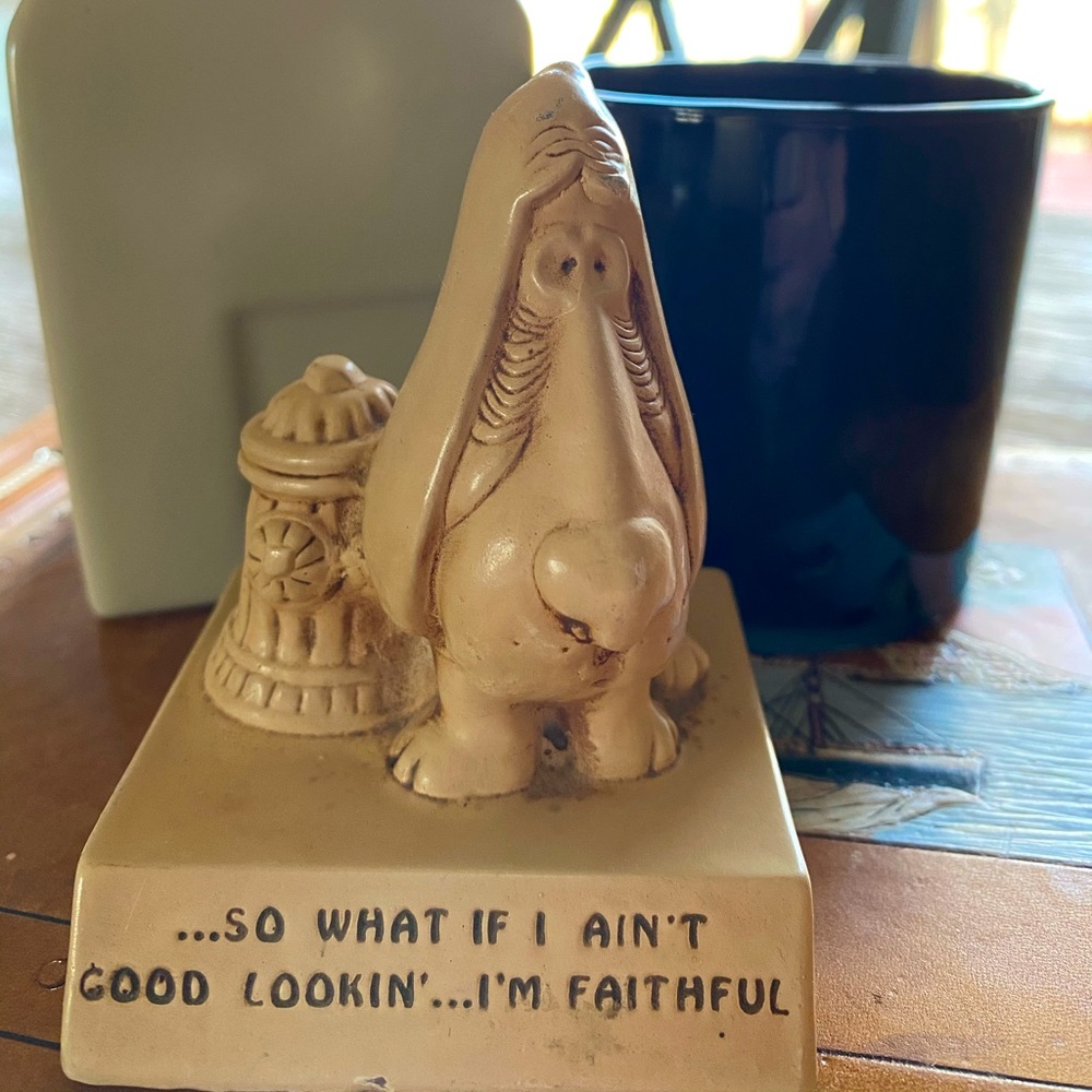 Vintage Trophy Sillisculpts 1964 Paula Dog figure